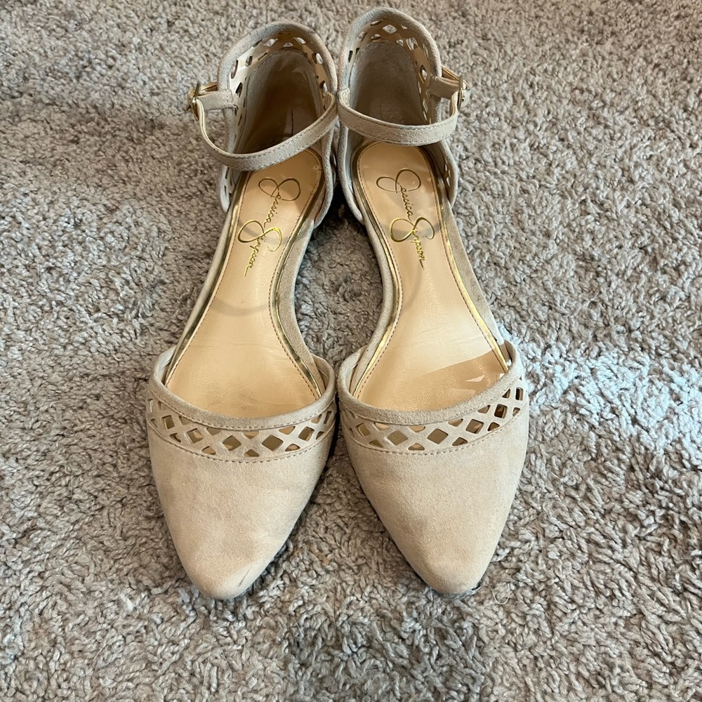 Jessica Simpson Cream Flats with Cutout Design